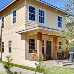 Buttercup - 3BR Home Close to the Convention Center + Walk to Downtown