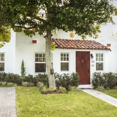 Casa Blanca - Chic Spanish-Style Cottage with Private Courtyard