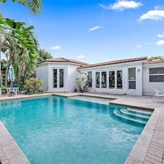 Casa Balsinde - Delight in a Private Pool in the Southern End of West Palm