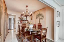 Everglades Plaza – Timeless Charm in the Heart of Palm Beach Island - Image 5