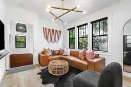 Hacienda Flamingo Unit 4 - Chic 2BR Retreat Near Shops and Restaurants - Image 3