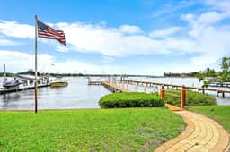 Intracoastal Vista I – Waterfront Retreat with Private Boat Dock & Pool - Image 3