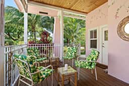 Nini’s Cottage - Family-Friendly Pool Days & Cabana Nights Await - Image 2