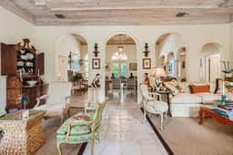 Villa Gardenia - Peaceful Garden Oasis with Open Floor Plan - Image 2