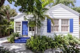 Palm Beach Oasis - Indulge in Garden Tranquility with Alfresco Dining - Image 2