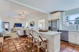 The Glenn House - Gather Poolside in a Breezy South End Getaway - Image 4