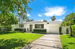 Putnam Place - Bright Modern Home with Pool & Backyard Retreat - Image 5