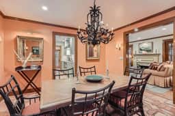 Casa Delfino - Savor Old World Charm with a Lush Poolside Retreat - Image 5