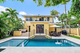 Palm Haven - Tropical Chic Home with Pool in Grandview Heights - Image 4