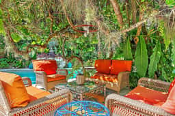 Flamingo Casita - Wander through a Garden Hideaway with Shared Pool - Image 3