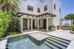 Villa del Flamingo - Modern Living & Poolside Escape in Flamingo Park - Image 3