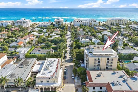 Everglades Plaza – Timeless Charm in the Heart of Palm Beach Island - Image 1