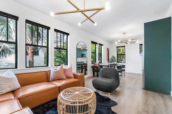 Hacienda Flamingo Unit 4 - Chic 2BR Retreat Near Shops and Restaurants - Image 1