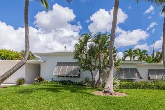 Southern Breeze - Renovated Mid-Century Oasis Near Intracoastal - Image 1