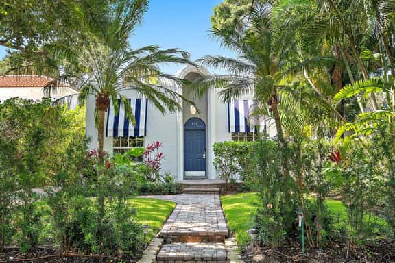 The White Flamingo - Tropical Escape with Guest Cabana and Salt Water Pool - Image 1