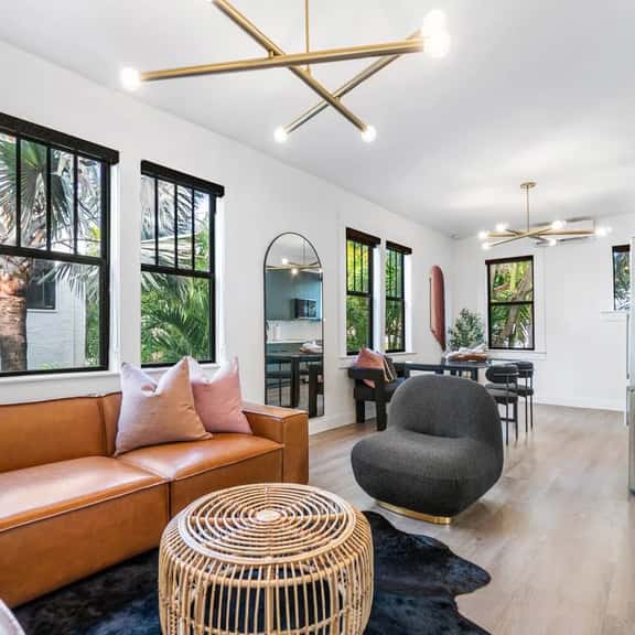 Hacienda Flamingo Unit 4 - Chic 2BR Retreat Near Shops and Restaurants - Image 1