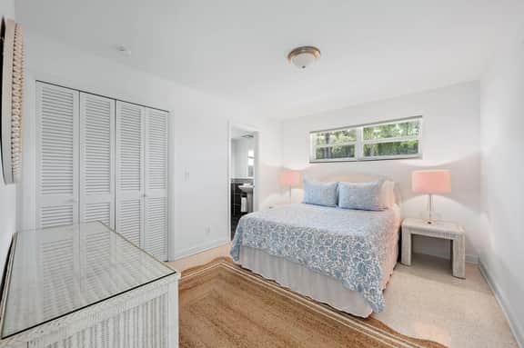White Palm Casita - Private Guest House Near Downtown & Waterfront - Image 4