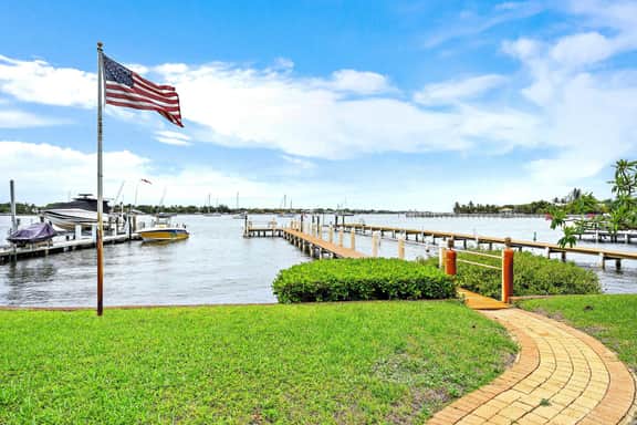Intracoastal Vista I – Waterfront Retreat with Private Boat Dock & Pool - Image 3