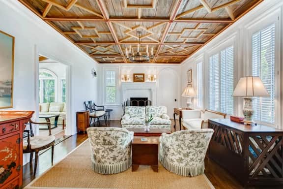 Villa Blanca - Lush Serenity in a Classic Mediterranean Revival Villa - Image 3