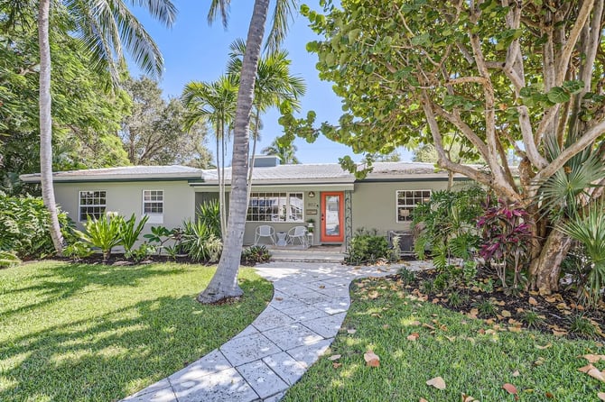 How to Be a Great Vacation Rental Guest: Etiquette & Best Practices